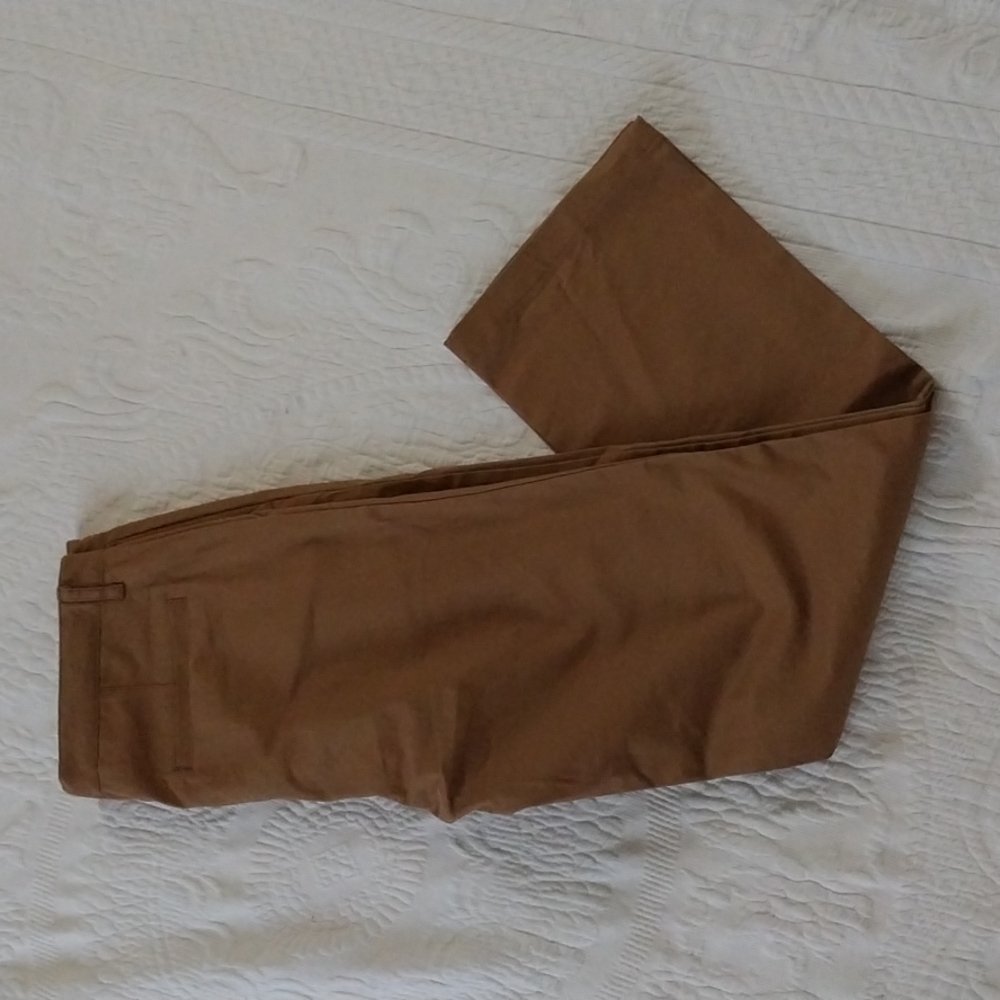 Old navy boys size 16 dress pants nwot